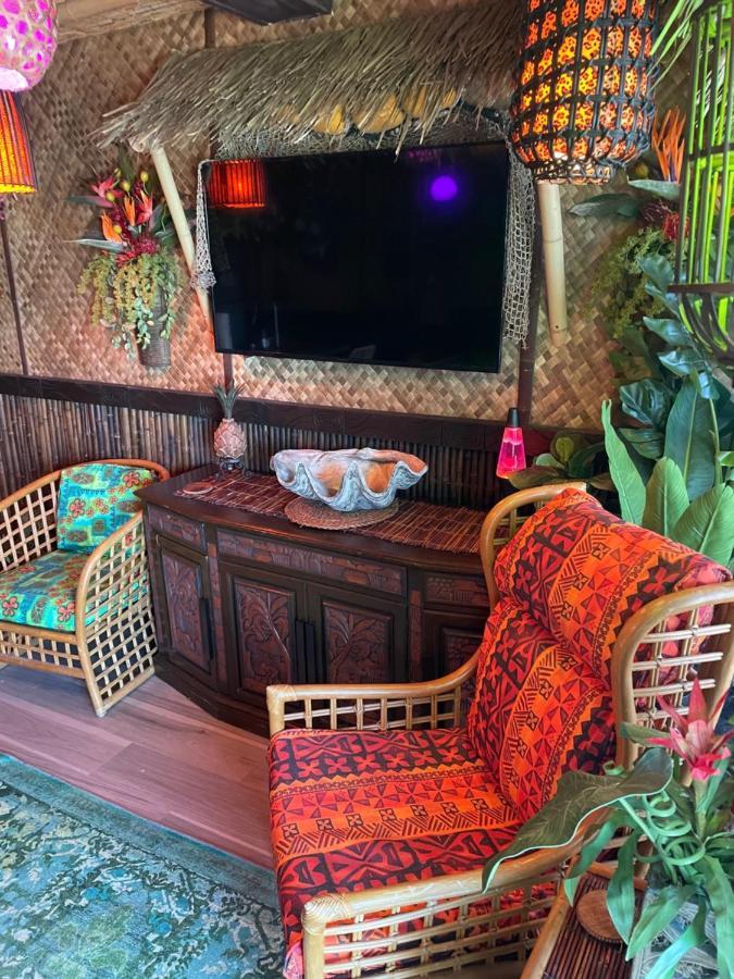 The Kondo Tiki Tampa Bagian luar foto